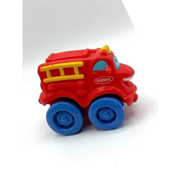 Hasbro TONKA WHEEL PALS Chuck Friends Red Truck Vintage - Picture 2 of 5